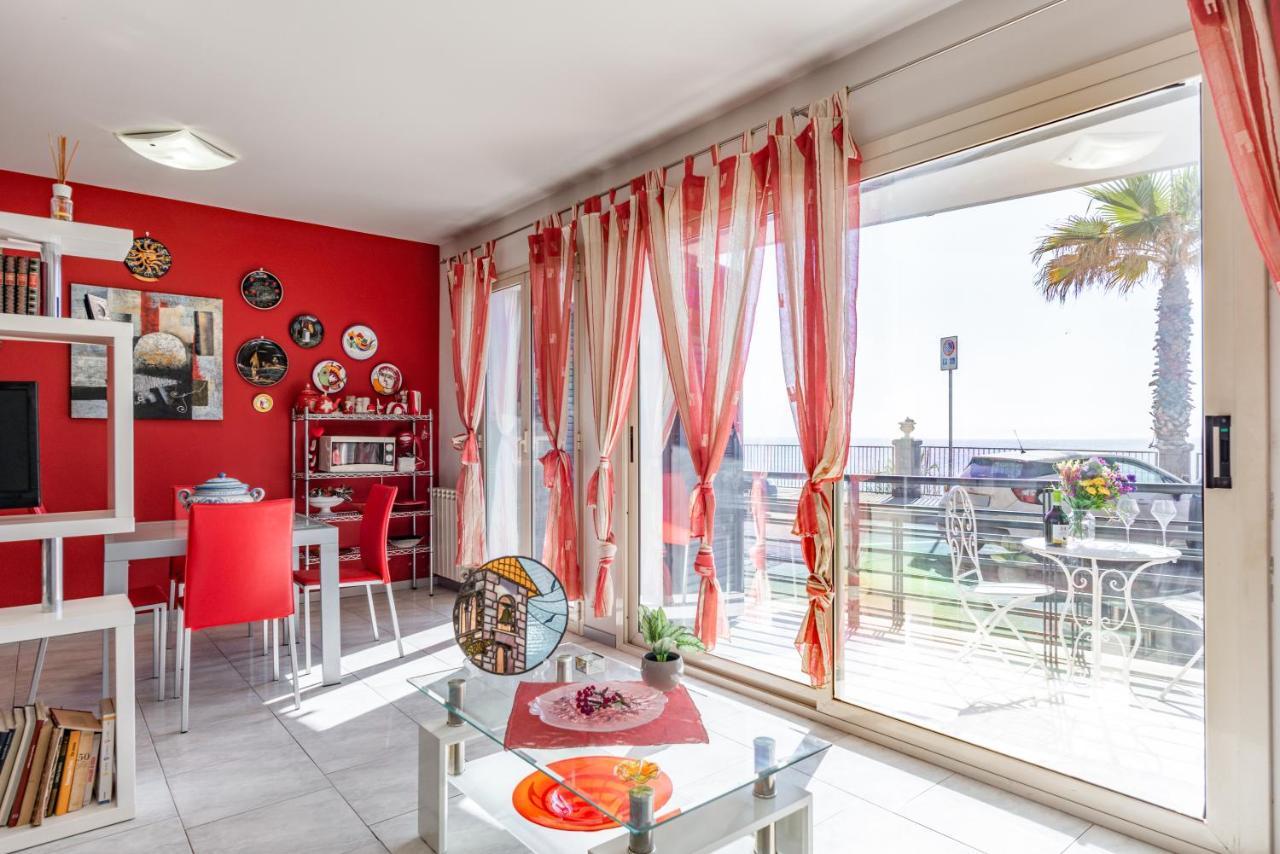 Castello Normanno Modern Sea View Apartment Aci Castello Exterior foto